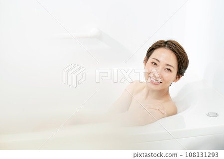 bath time healing 108131293
