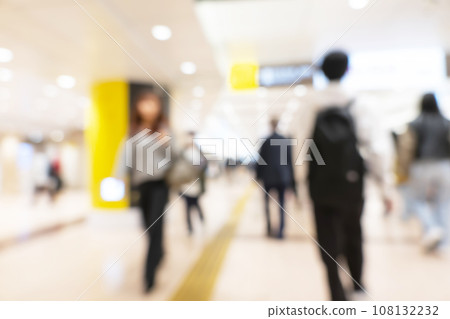 Blurred expression of downtown Blurred expression of downtown 108132232