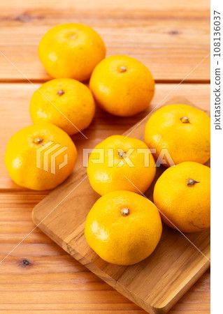 Very early birth mandarin orange 108136037