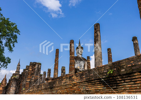 Thailand's UNESCO World Heritage Site, Sukhothai Historical Park, is the location to the Wat Mahathat Temple. Thailand's UNESCO World Heritage Site, Sukhothai Historical Park, is the location to the Wat Mahathat Temple. 108136531