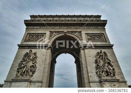 Arc de Triomphe, Paris, France (Place Charles de Gaulle) 108136781