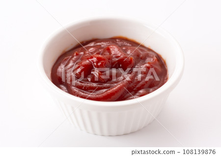 tomato ketchup tomato ketchup 108139876