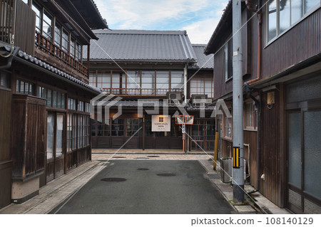 Ozu Hotels Ozu Hotels 108140129