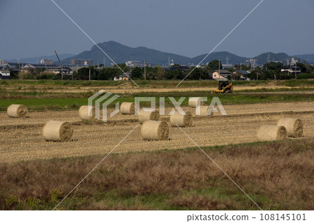 秋天的鄉村風景草卷 108145101