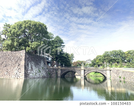 Tsukimi Bridge over the moat of the Imperial Palace Tsukimi Bridge over the moat of the Imperial Palace 108150483