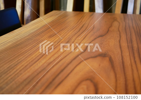 Single zelkova table 108152100