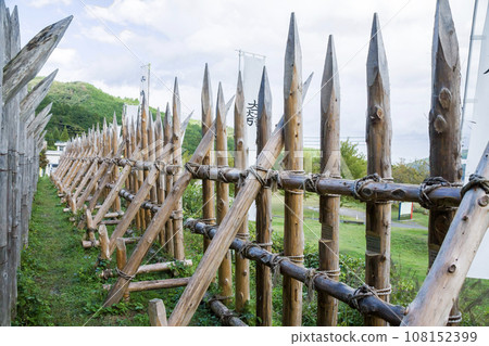 Old battlefield ruins of Sekigahara: Bamboo arrow of Ishida Mitsunari camp (Shima Sakon camp) 108152399
