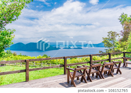 (Hokkaido) View of Lake Toya and Silo Observation Deck 108152765