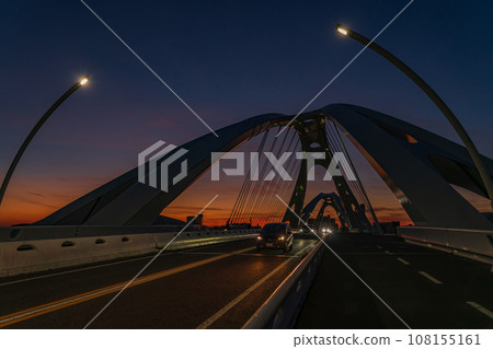 Toyota Ohashi Bridge bathed in the setting sun (Toyota City, Aichi Prefecture) Toyota Ohashi Bridge bathed in the setting sun (Toyota City, Aichi Prefecture) 108155161