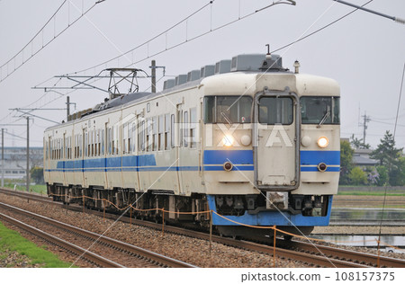 Hokuriku Main Line Fukuoka-Isurugi JR West 413 series B03 formation (Kanazawa) Hokuriku Main Line Fukuoka-Isurugi JR West 413 series B03 formation (Kanazawa) 108157375
