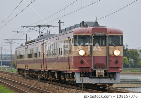 Hokuriku Main Line Fukuoka-Isurugi JR West 475 series A16 formation (Kanazawa) Hokuriku Main Line Fukuoka-Isurugi JR West 475 series A16 formation (Kanazawa) 108157376