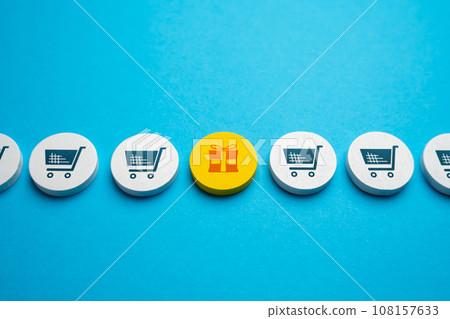 Make purchases and receive gifts. Shopping. Sales and promotions. Get a present. Promo action. Reach the goal and get the prize. 108157633