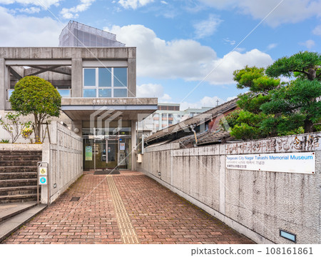 [Nagasaki/Kyushu] The entrance to the Takashi Nagai Memorial Museum in Nagasaki City, dedicated to Takashi Nagai, who was known as the Saint of Urakami. 108161861
