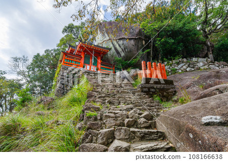 後引岩和神倉神社的神社建築（和歌山縣新宮市） 108166638