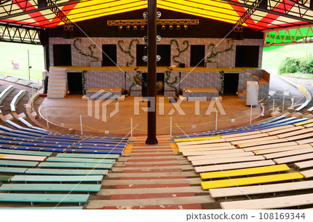 show stage show stage 108169344