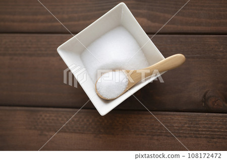 鹽和木勺 108172472