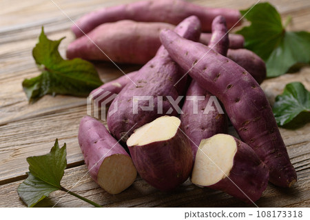 Taste of Autumn Sweet Potato Naruto Kintoki Potato Very Delicious Sticky Sweet Potato Old Board Bag Taste of Autumn Sweet Potato Naruto Kintoki Potato Very Delicious Sticky Sweet Potato Old Board Bag 108173318