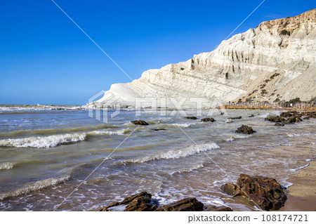 white cliffs white cliffs 108174721