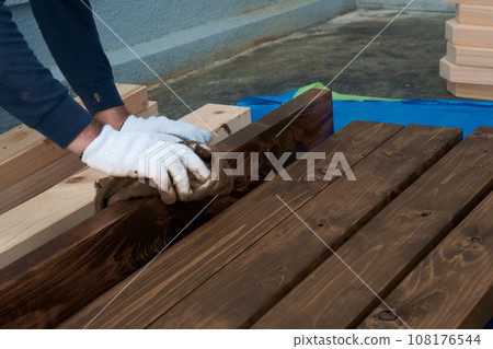 Wood for wood deck Preservative wiping status 01 Construction painting Wood for wood deck Preservative wiping status 01 Construction painting 108176544