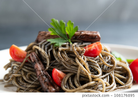 Ika-in pasta Ika-in pasta 108176895