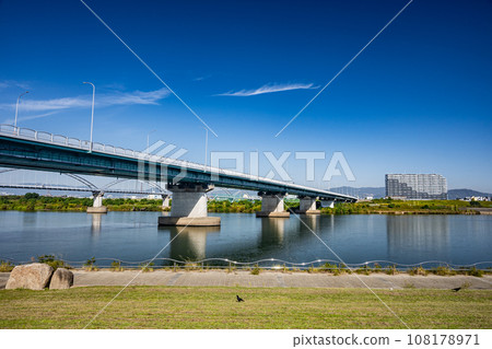 從淀川公園枚方地區眺望高槻市 108178971