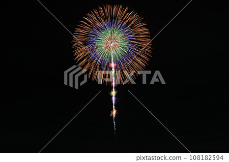 夜空中盛開的大花<築西花火大會2023> 夜空中盛開的大花<築西花火大會2023> 108182594