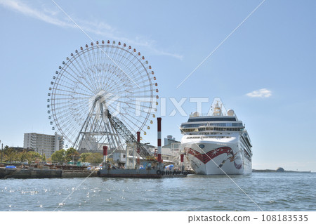Luxury liner at Osaka harbor Luxury liner at Osaka harbor 108183535