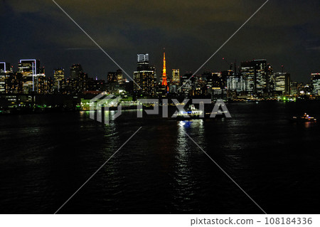 染成藍色的東京台場 108184336