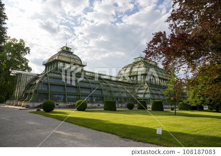 Botanical House "House in the Desert" in the Schoenbrunn Palace Park Botanical House "House in the Desert" in the Schoenbrunn Palace Park 108187083