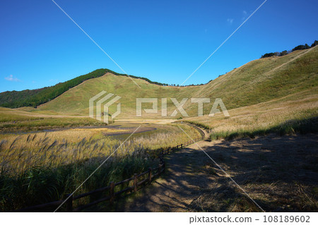 Hagi plateau 108189602