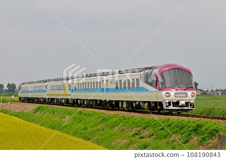 Takayama Main Line Senri-Hasei JR West Kiha 65 series (Kyoto) Edel Tottori Spur Resort 108190843