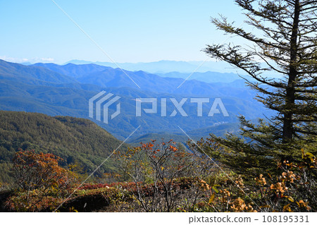 Autumn, the season of colored leaves. Scenery from the Shiga Kusatsu Highlands route. Autumn, the season of colored leaves. Scenery from the Shiga Kusatsu Highlands route. 108195331