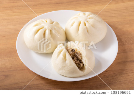 Meat bun (pork shoulder loin) Meat bun (pork shoulder loin) 108196691