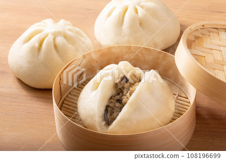 Meat bun (pork shoulder loin) 108196699
