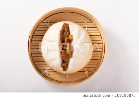 Braised pork bun 108196873