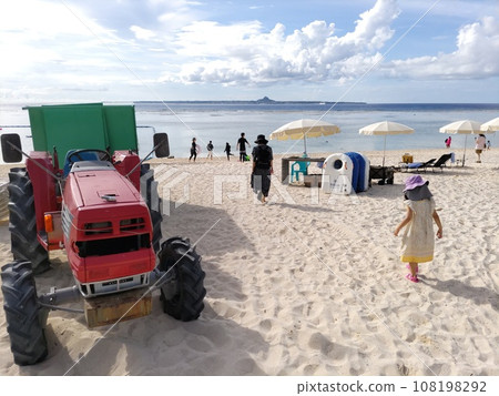 Beach Cleaner SDGs ~beach cleaner Beach Cleaner SDGs ~beach cleaner 108198292