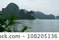 世界遺產下龍灣遊船之旅（越南） 108205136