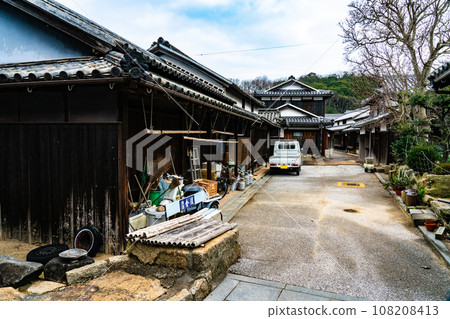 [重要傳統建築群保存地區]香川縣丸龜市本島笠島、古民居及水井街道 108208413