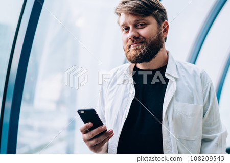 concept of technology and communication concept of technology and communication 108209543
