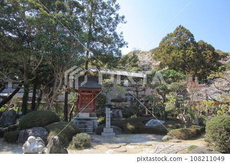 Shikoku Sacred Site No. 2 Temple “Gokurakuji” Garden Shikoku Sacred Site No. 2 Temple “Gokurakuji” Garden 108211049