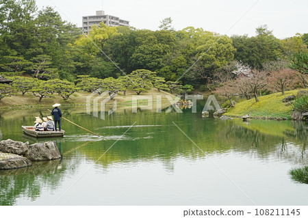 Japan Kagawa Takamatsu Ritsurin Park Japanese Garden Pond Japanese Boat Japan Kagawa Takamatsu Ritsurin Park Japanese Garden Pond Japanese Boat 108211145