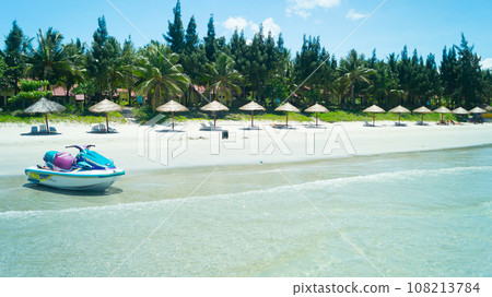 Sea beach.  108213784