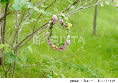 三葉草花環 108217456
