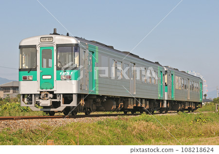 JR Shikoku Type 1200 1251+1235 (Tokushima) JR Shikoku Type 1200 1251+1235 (Tokushima) 108218624