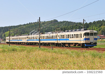 北陸本線 牛谷大聖寺 JR 西日本 475 系 A02+A05 編組(金澤) 北陸本線 牛谷大聖寺 JR 西日本 475 系 A02+A05 編組(金澤) 108222560