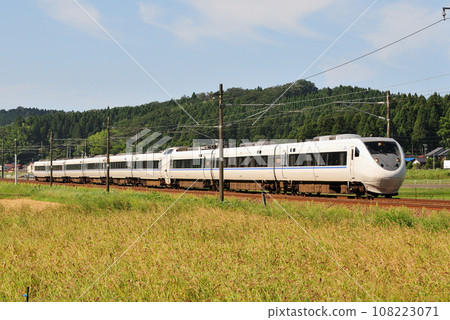北陸本線牛谷大聖寺 JR 西日本 681 系列 T12+T07 編組(金澤) Thunderbird 北陸本線牛谷大聖寺 JR 西日本 681 系列 T12+T07 編組(金澤) Thunderbird 108223071