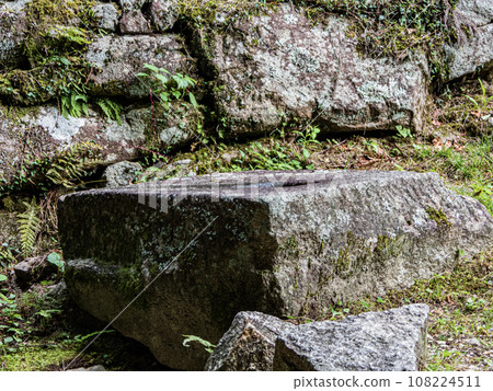 Yamashiro's attractive stone walls: Iwamura Castle Ruins 108224511