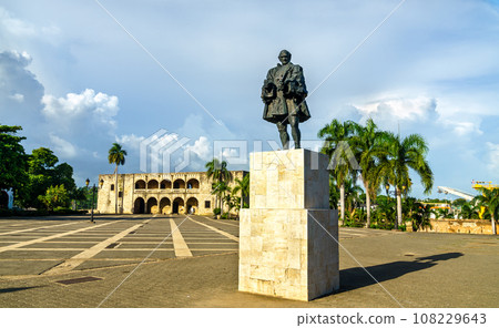 Statue of Frey Nicolas de Ovando in Santo Domingo in Dominican Republic 108229643