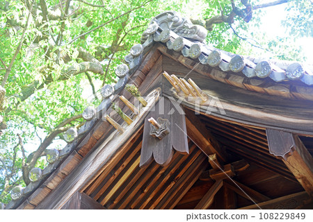 尾道篤神社境內的惠比壽神社、猿田神社、豐玉彥神社的山牆 108229849