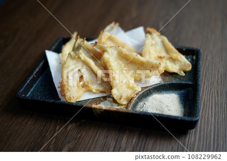 Delicious Kisuno tempura Delicious Kisuno tempura 108229962